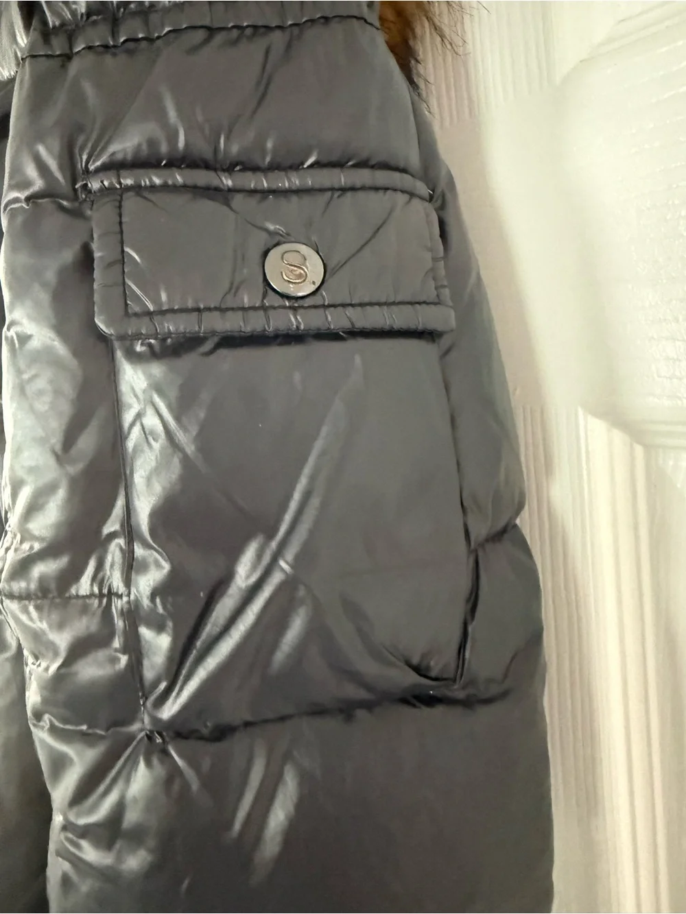 S13 Women’s Black Puffer Jacket coat with Faux Fur Trim hood size M